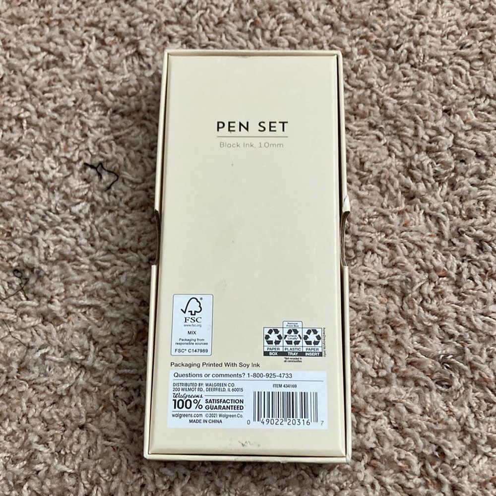 Pen Set - Picture 2 of 3